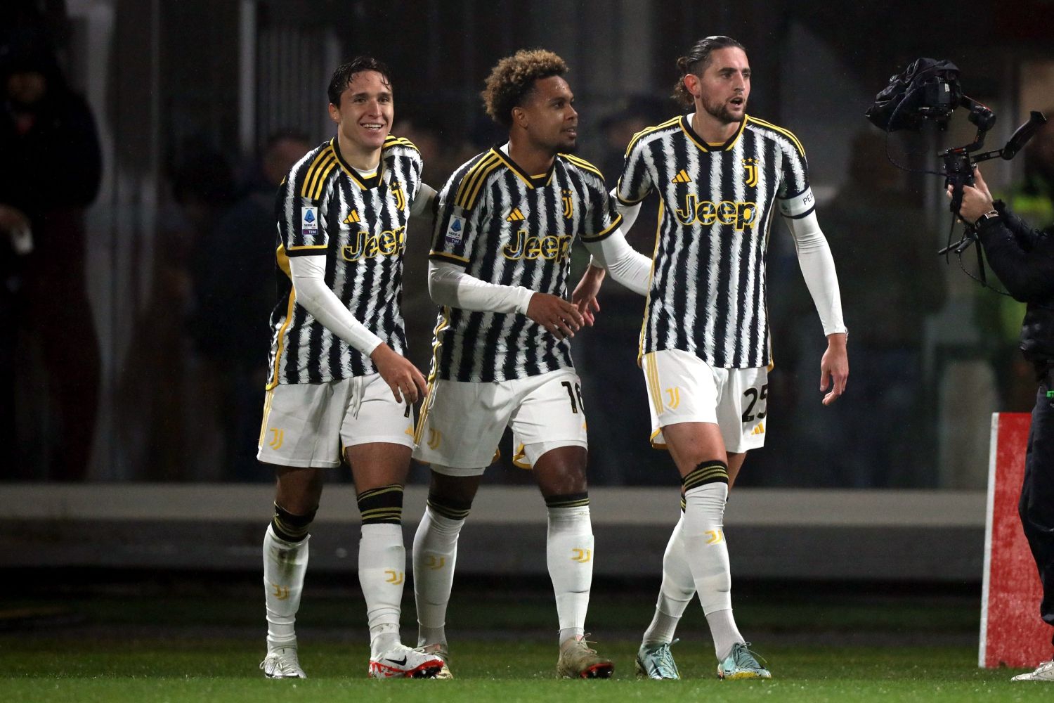 Gwiazda Juventusu wystawiona na sprzedaż
