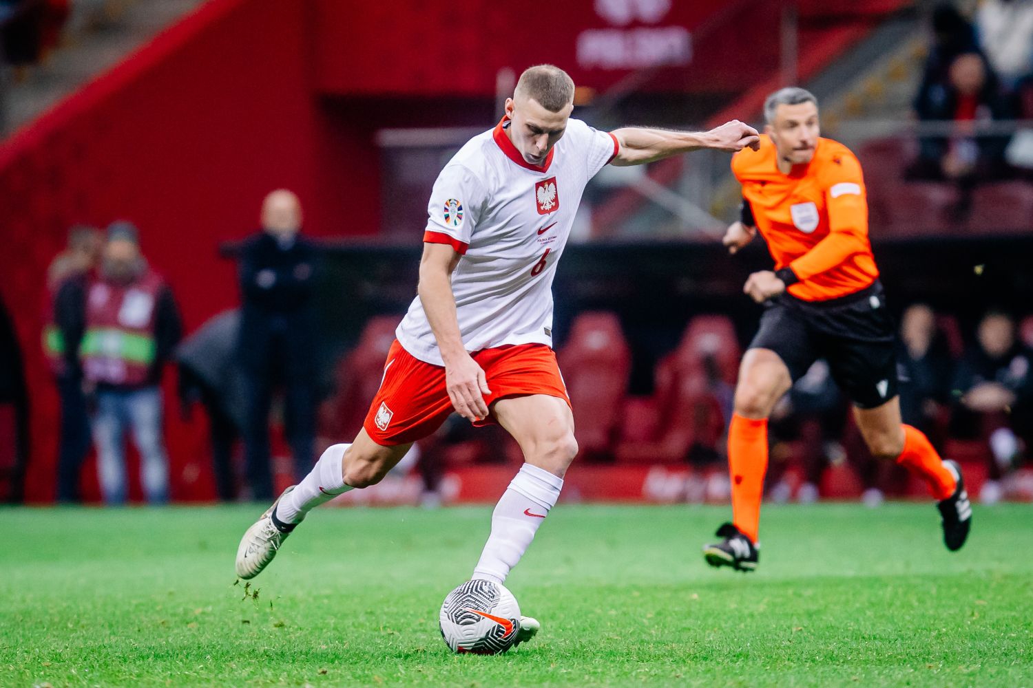 Jakub Piotrowski uderzył się w pierś zwycięstwie nad Walią. „Nie spodziewałem się po sobie tak głupiego zagrania. Dziękuję chłopakom”