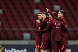 On mógł zastąpić kontuzjowanego Jana Bednarka? Trafił do jedenastki kolejki