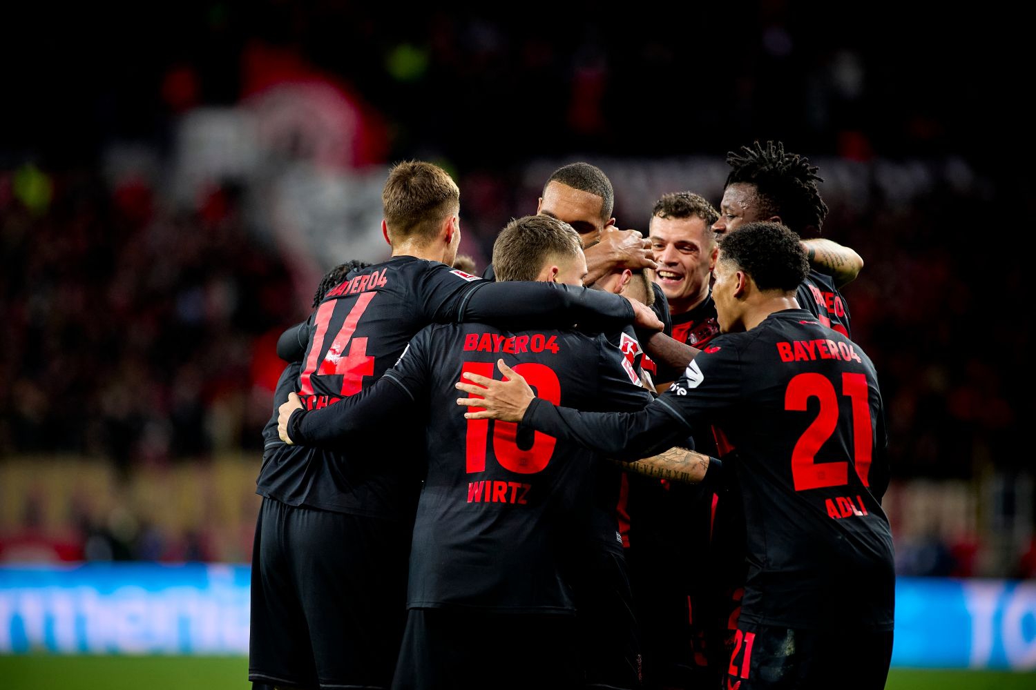 40. mecz z rzędu bez porażki Bayeru Leverkusen. Trofeum tuż-tuż [WIDEO]
