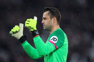 Łukasz Fabiański wskazuje. To powinien być pierwszy bramkarz reprezentacji Polski