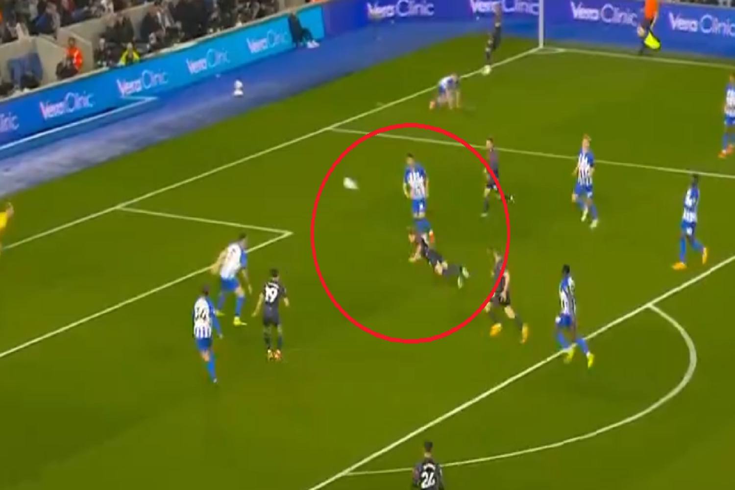 Latający Kevin de Bruyne! Ekwilibrystyczny gol gwiazdy Manchesteru City [WIDEO]