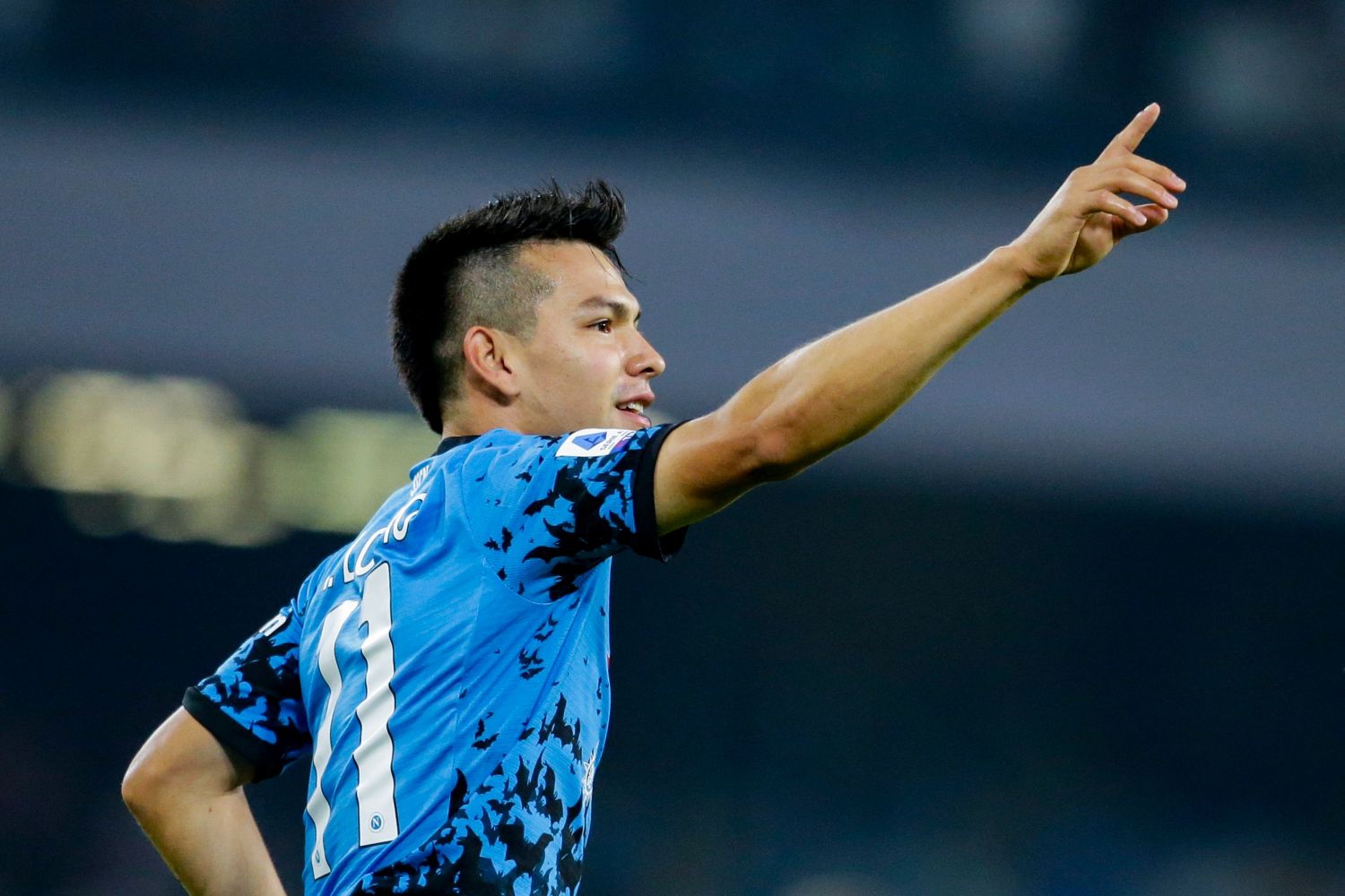 Hirving Lozano prowadzi zaawansowane rozmowy z nowym klubem. Zapisałby się w jego historii