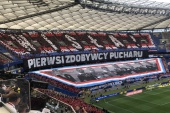 Efektowna oprawa kibiców Wisły Kraków w finale Pucharu Polski [FOTO]