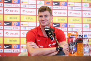 Paweł Dawidowicz ma na stole konkretną ofertę. Zagraniczny kierunek