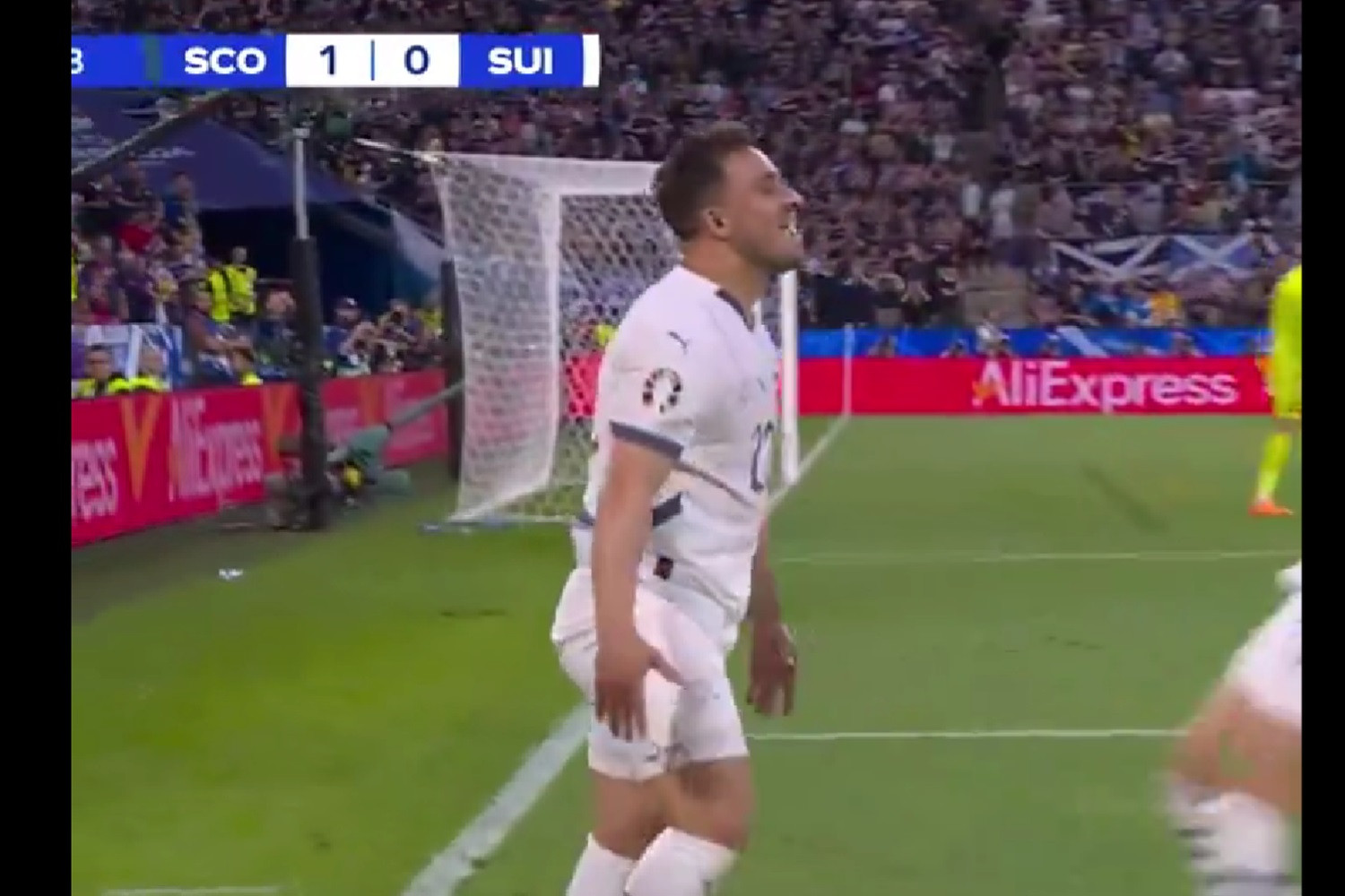 EURO 2024: Xherdan Shaqiri strzela tylko piękne gole! Mnóstwo emocji w meczu Szkocja - Szwajcaria [WIDEO]