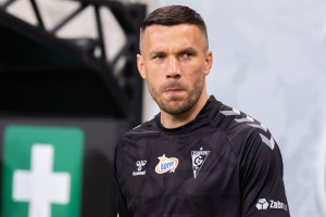 Lukas Podolski dosadnie: Nie bądźcie naiwni