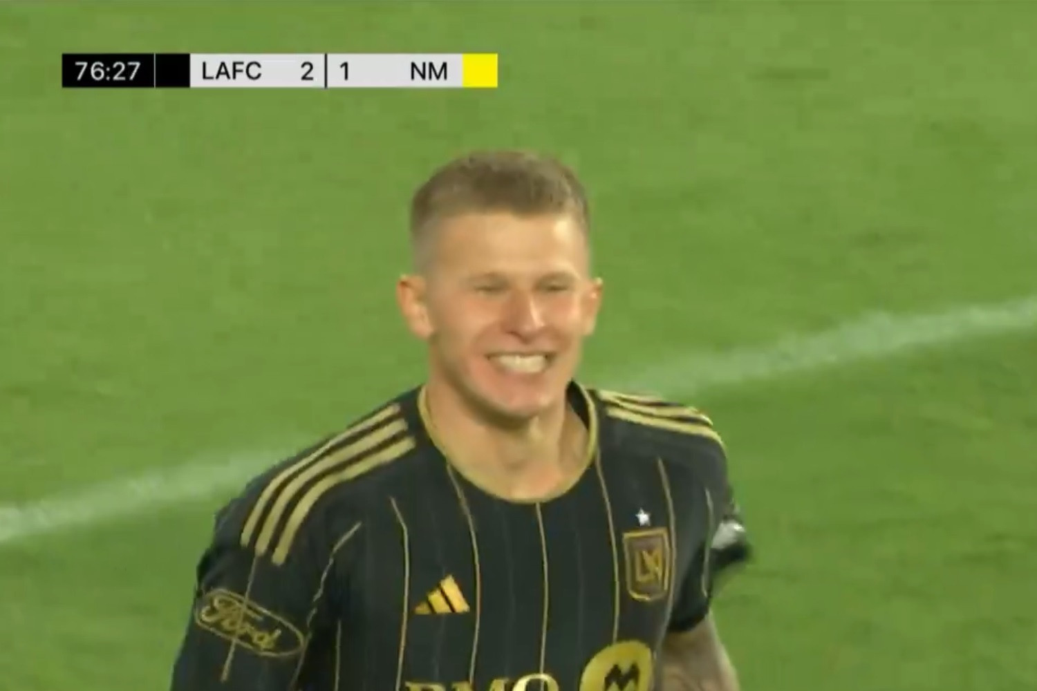 Mateusz Bogusz z asystą przy trafieniu gwiazdy, ale to Columbus Crew zdobyło trofeum [WIDEO]