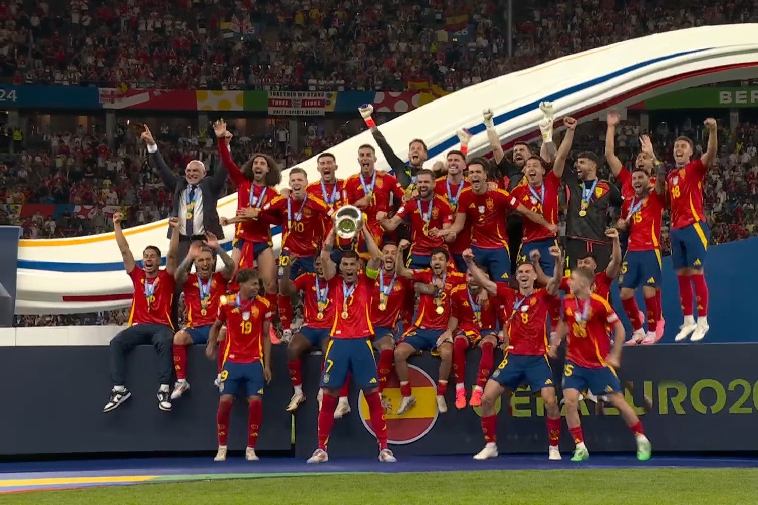 Futbol nie wraca do domu. Hiszpania zwycięzcą EURO 2024! [WIDEO]