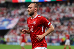 POTWIERDZONE: Christian Eriksen z opcją sensacyjnego transferu. Tego jeszcze w kinach nie grali