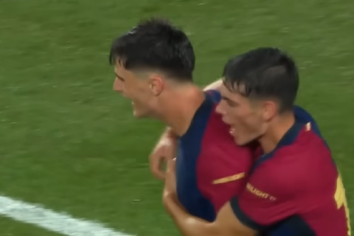 FC Barcelona lepsza od Realu Madryt w towarzyskim El Clásico [WIDEO]. Bohater spotkania wzoruje się na Robercie Lewandowskim